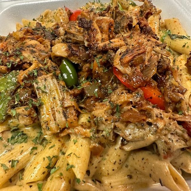 Vegan Jerk Chick'N Pasta.
